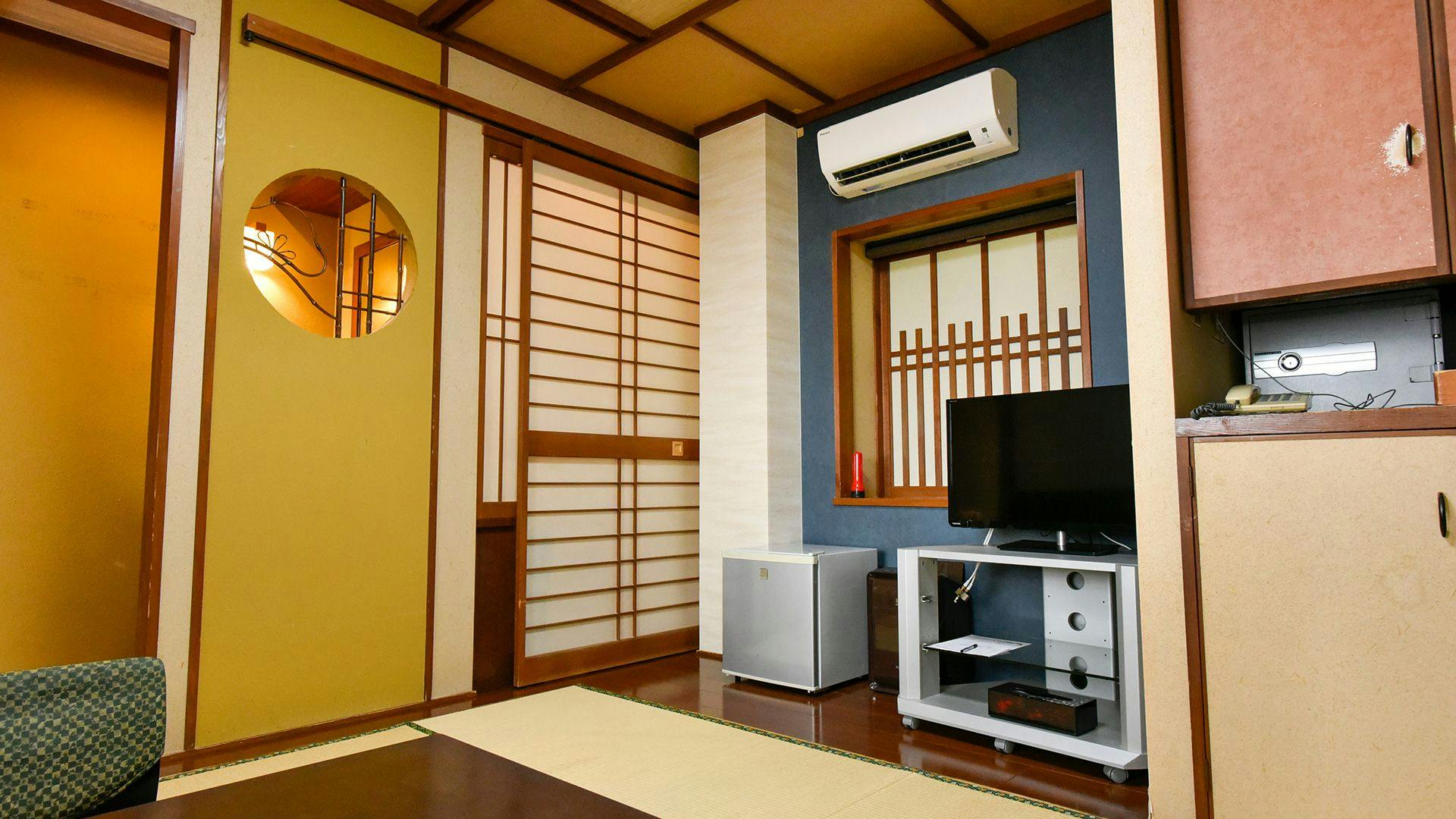 Hama Zen Ryokan: Inn with Semi-Open-Air Baths in All Guest Rooms