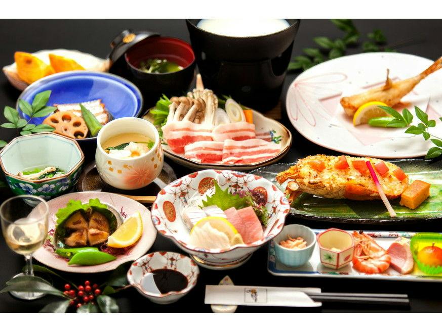 Hama Zen Ryokan: Inn with Semi-Open-Air Baths in All Guest Rooms