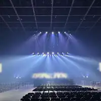 ภาพบรรยากาศสถานที่จัดแสดงสด