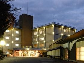 猿ヶ京温泉　湯元　長生館