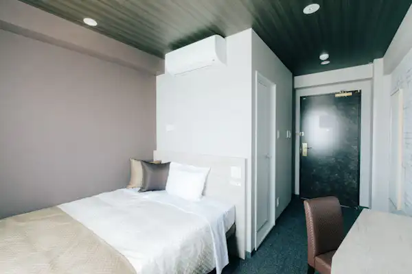 เป็นห้องพักแบบเซมิดับเบิลประเภทห้ามสูบบุหรี่