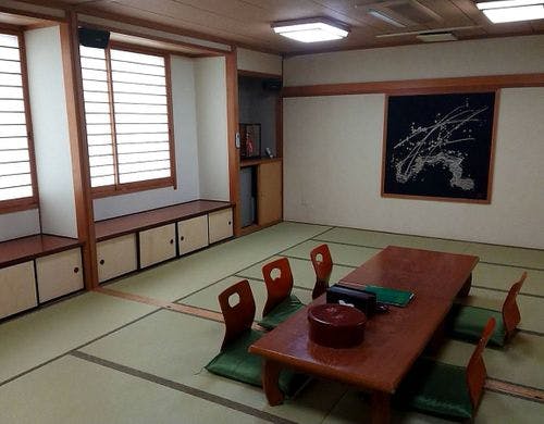 お食事会場さくらの間