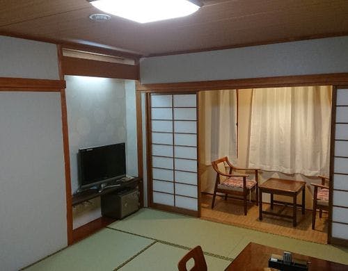 海側和室１０畳広縁のお部屋５０２号室