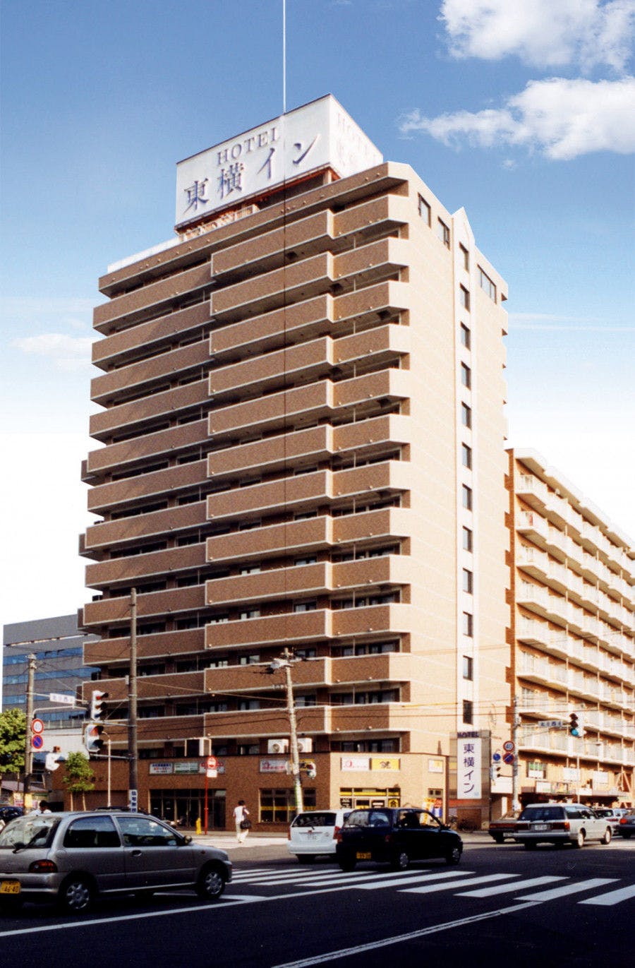 東横イン 札幌駅西口北大前 札幌駅から徒歩3分のホテル 4900円より 朝食無料 北海道大学正門前 ヨドバシカメラ ローソン セイコーマート 7イレブン徒歩2分 北海道 デゴイチよく走る Sl沿線宿泊情報