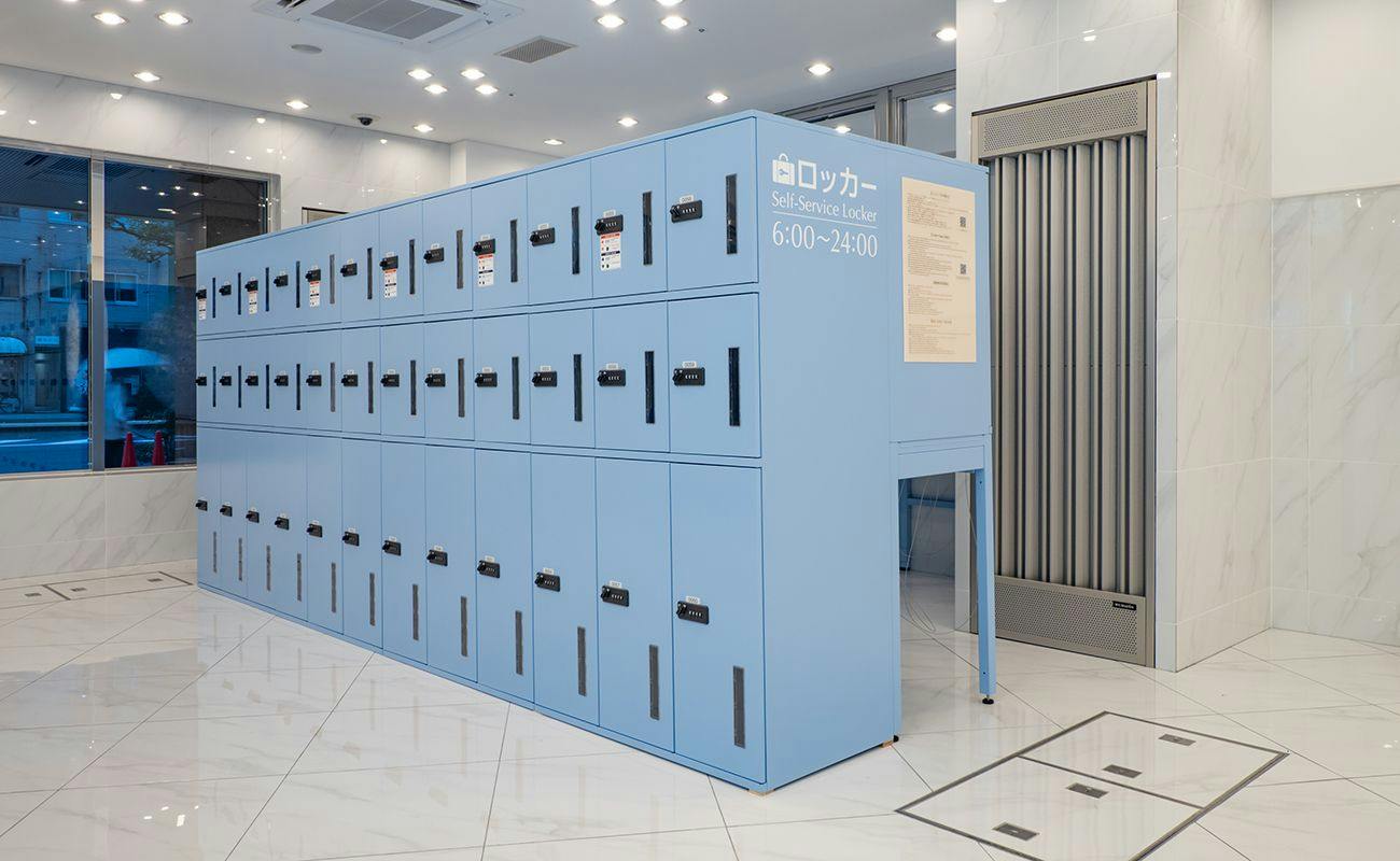 セルフロッカー（28台_宿泊者専用無料）
