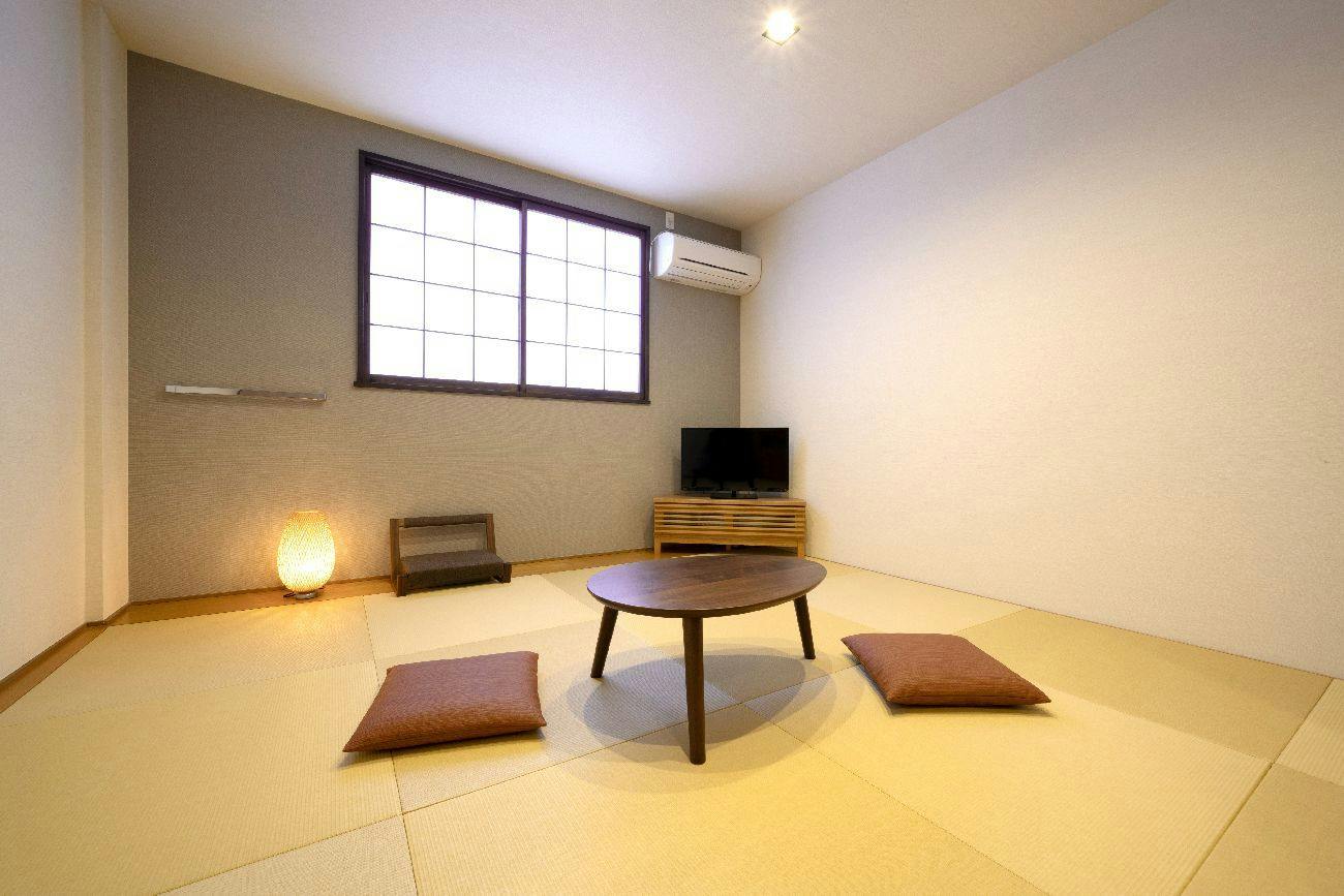 季の邸　鍋田川