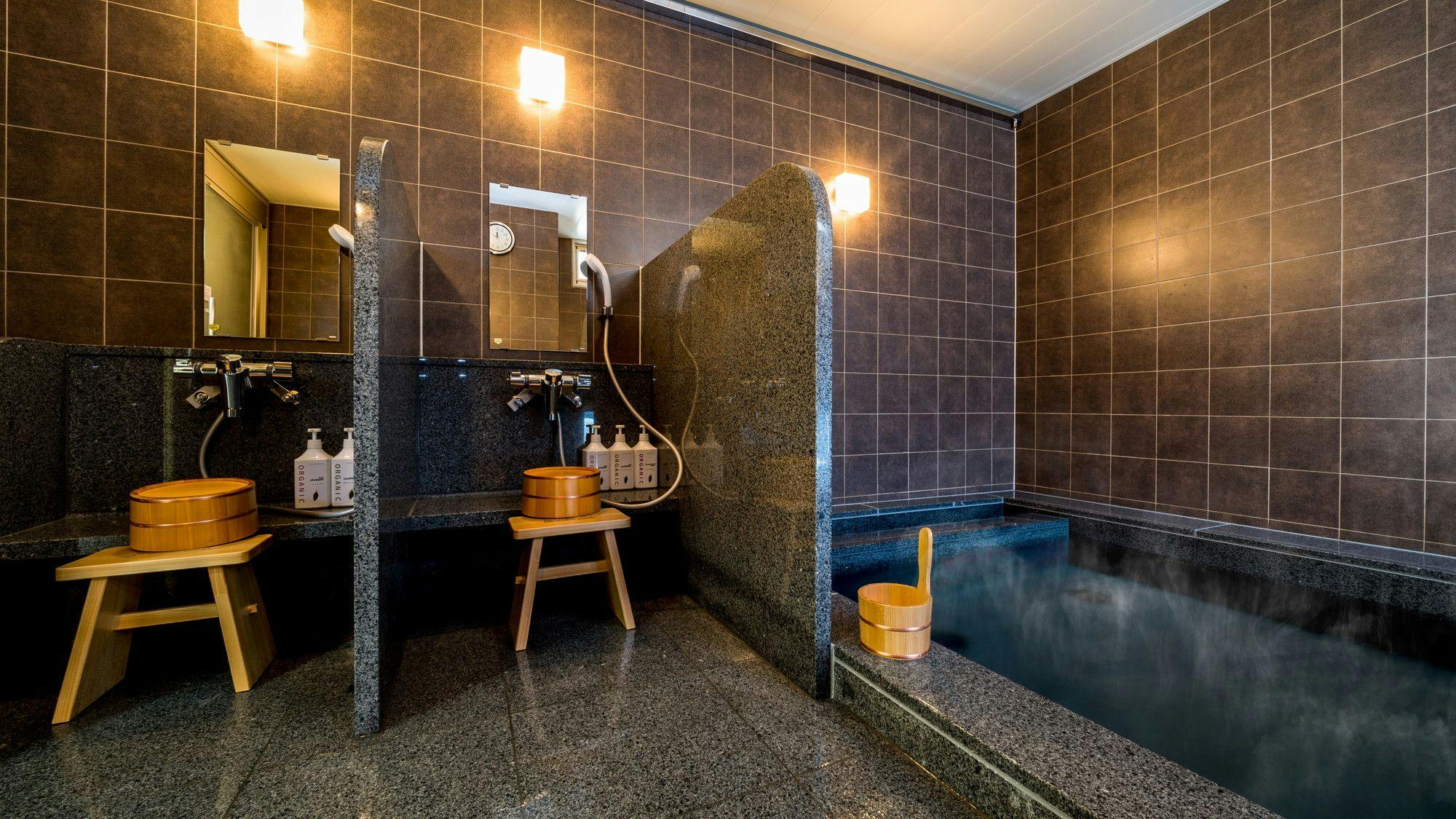 Mata air panas alami 'Shinjiko Chidori no Yu'