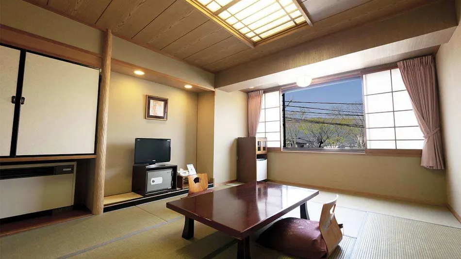 Aso Plaza Hotel