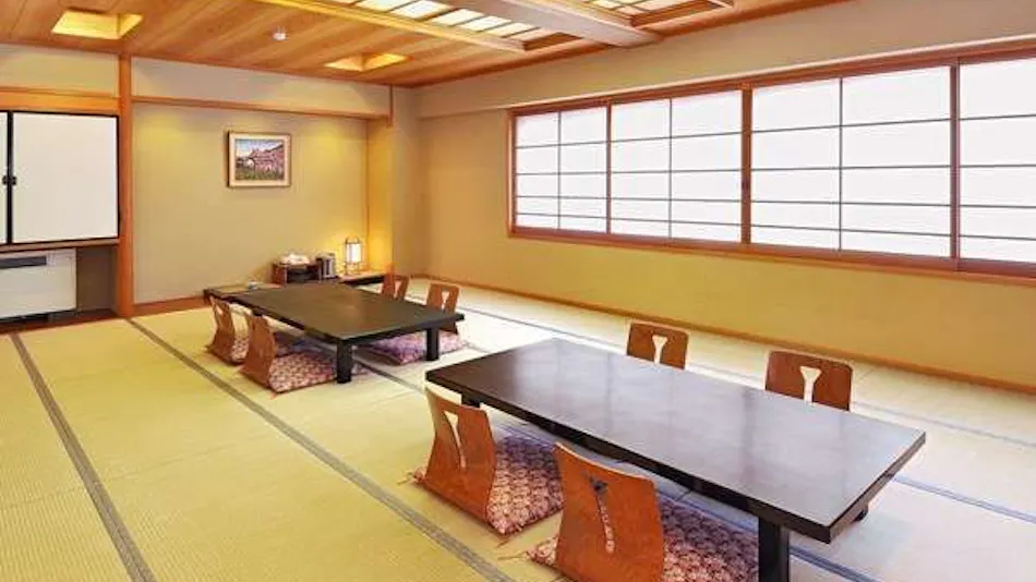 Aso Plaza Hotel