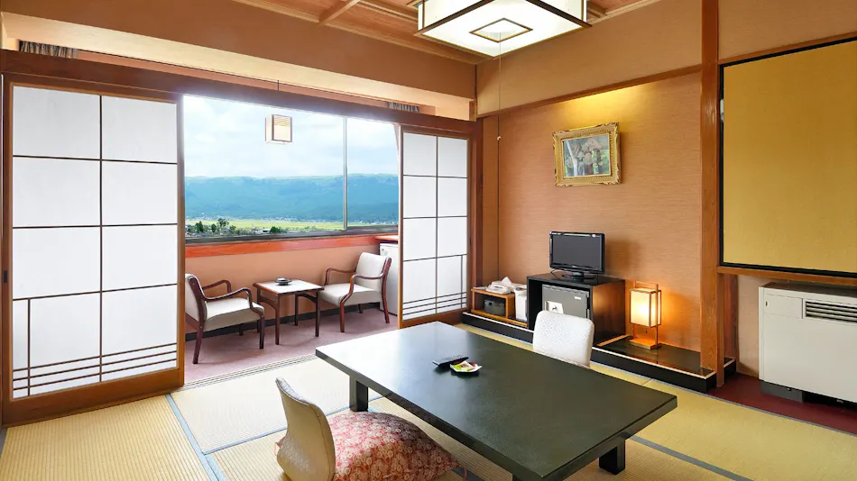 Aso Plaza Hotel
