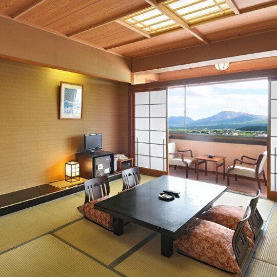 Aso Plaza Hotel