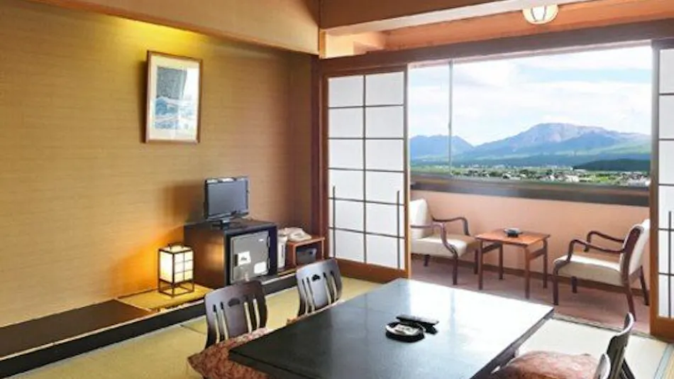 Aso Plaza Hotel
