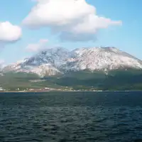 【ภูเขาไฟซากุระจิมะที่ปกคลุมด้วยหิมะ】ทัศนียภาพอันยิ่งใหญ่ที่เป็นเอกลักษณ์ของฤดูหนาว.