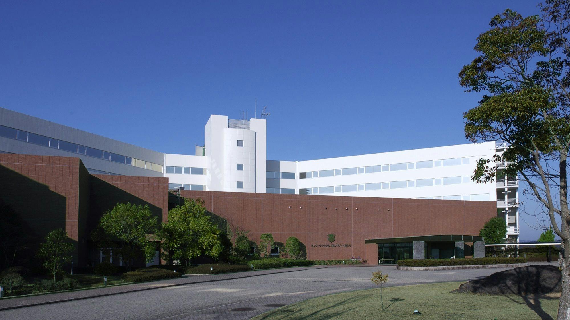 【ภายนอก】รีสอร์ทที่มีสิ่งอำนวยความสะดวกด้านกีฬาครบครัน