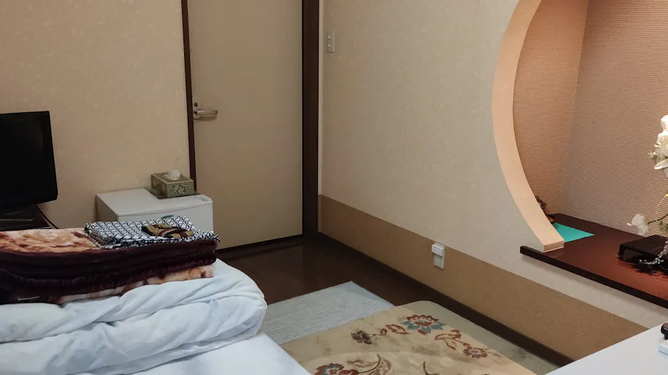 Akebono Inn