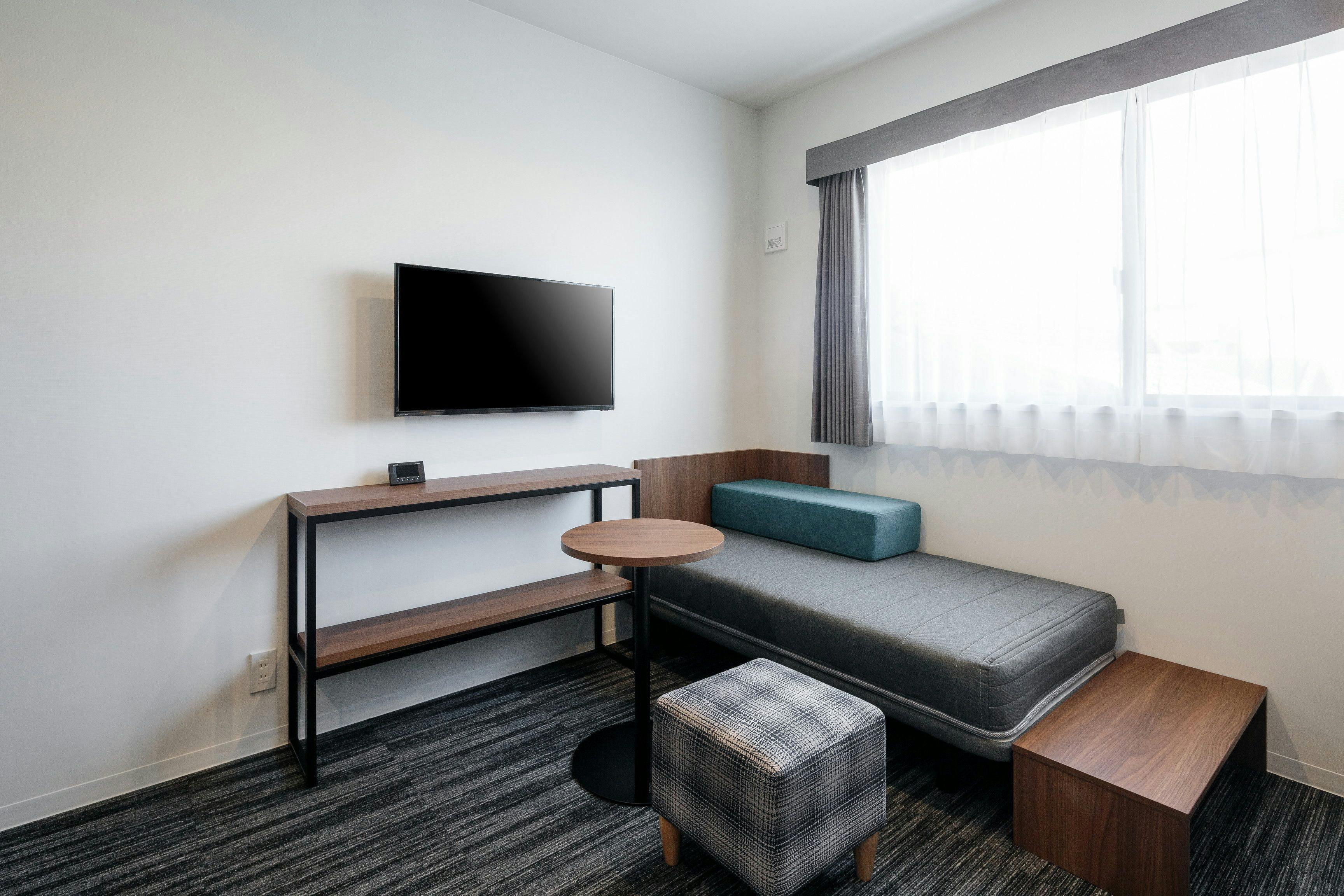 M's Hotel Nijo Castle OIKE
