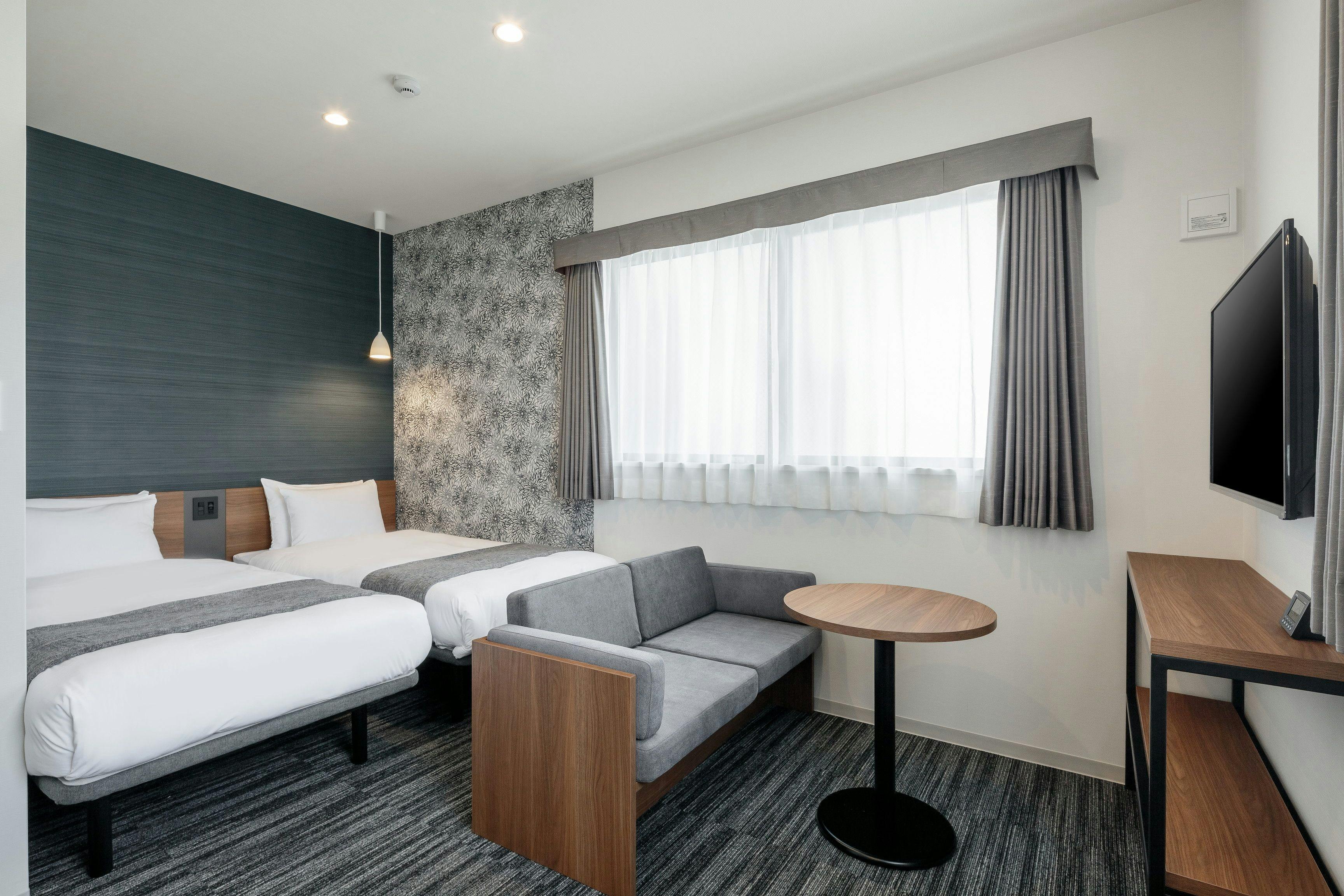 M's Hotel Nijo Castle OIKE