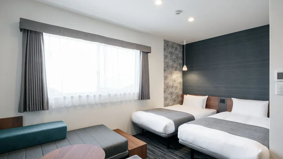 M's Hotel Nijo Castle OIKE