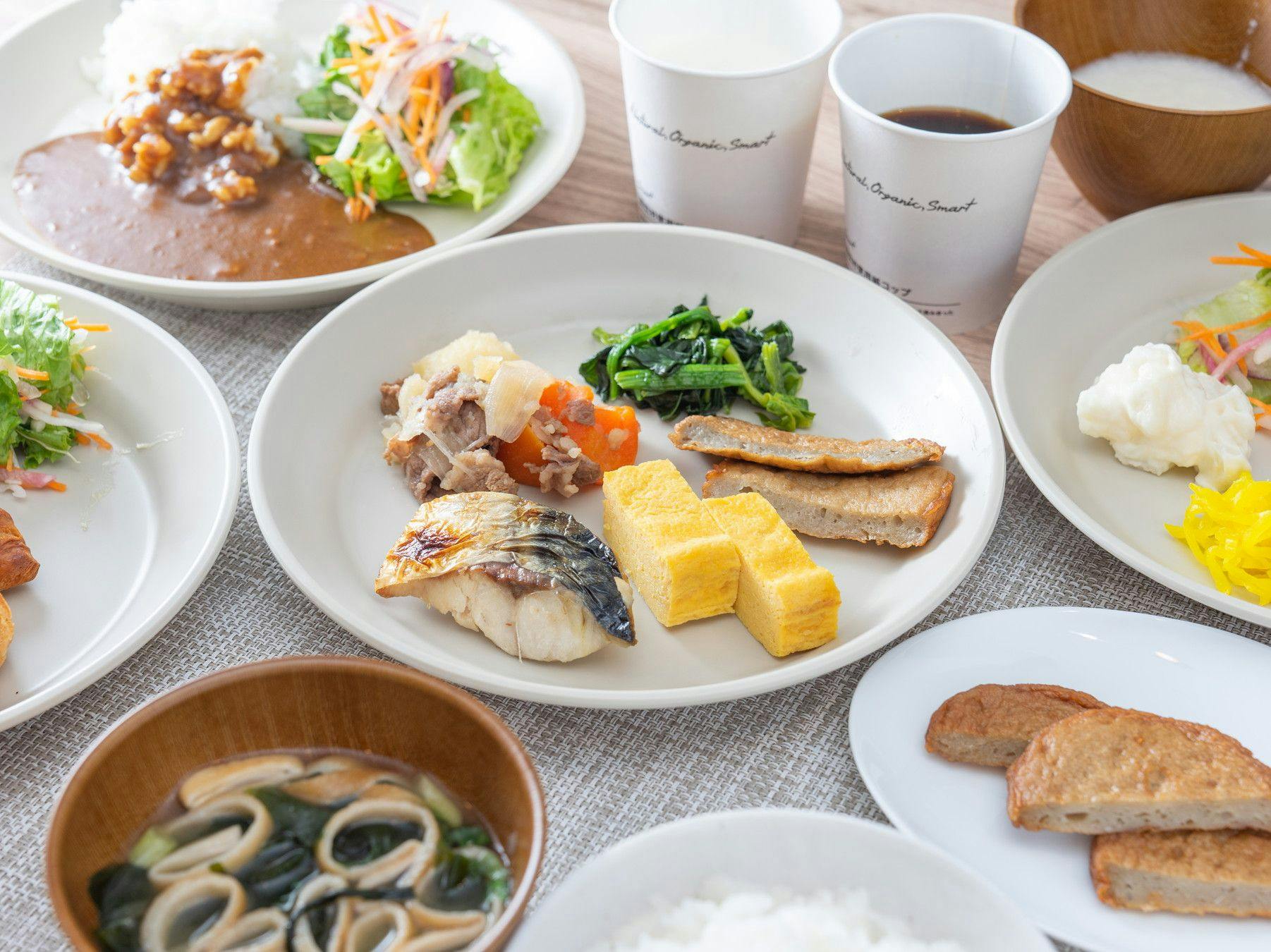 지역 특산 메뉴와 매일 바뀌는 뷔페♪