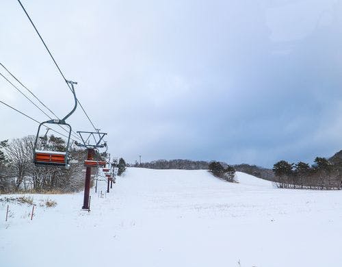 【沼尻高原スキー場】は当館の目の前！
