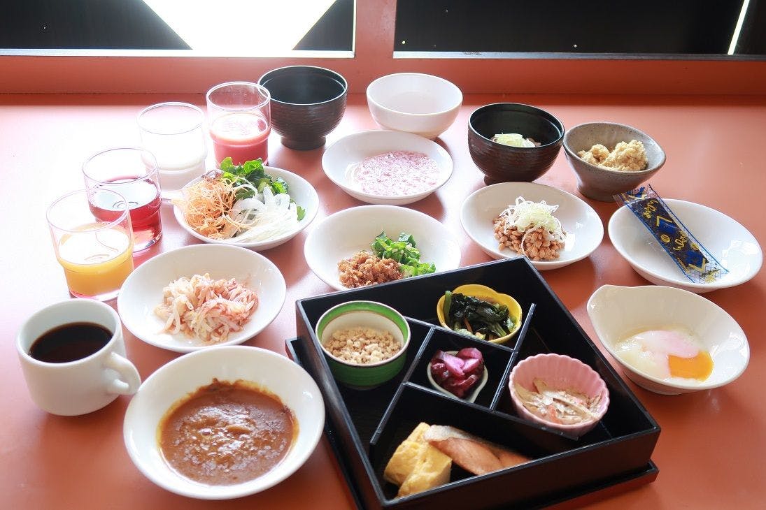 Sarapan dengan kotak rasa