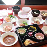 Sarapan dengan kotak rasa