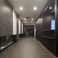 <ภายในอาคาร>