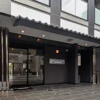 <ภายในอาคาร>