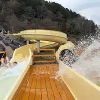 新感覚ウォータースライダー登場