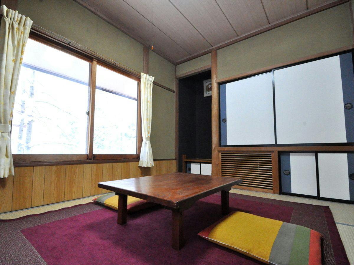 Hakuba Goryu and Omi Pension Risu no Koya
