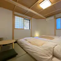 舒适♪ 新建、角落房间、附厕所和浴缸