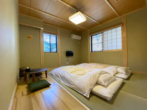 附厕所及单元浴室,提供Wi-Fi,房间位于角落