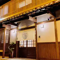 2019年底新建,但外观具有古色古香的风情。