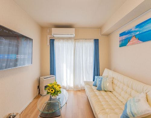 【客室】50インチ大型テレビ・Wi-Fi完備