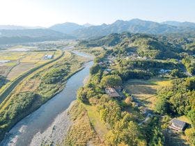 リバーサイドガーデン綾