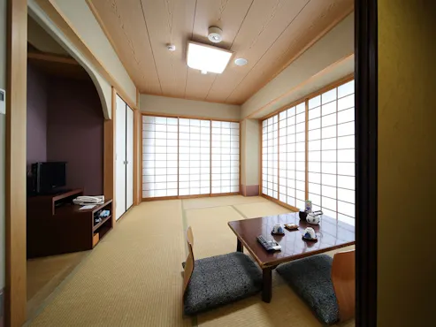 Bilik gaya Jepun 6 tatami, bangunan utara