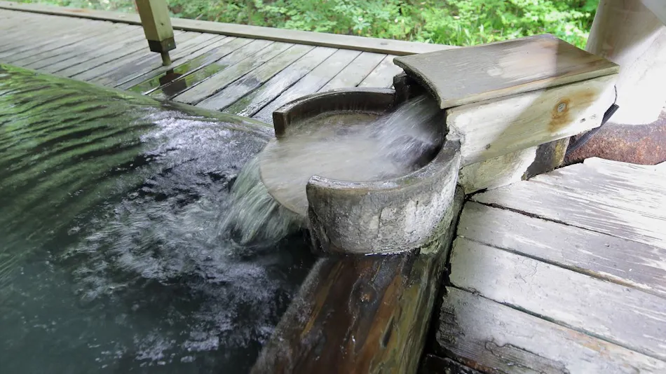 Hidden Hot Spring Kuzu Onsen Onjuku Kajika