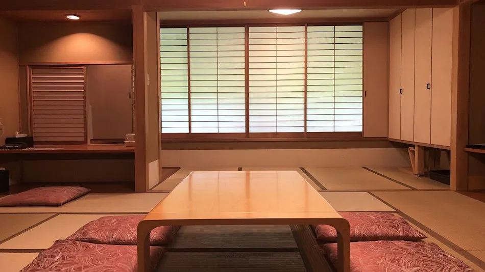 Hidden Hot Spring Kuzu Onsen Onjuku Kajika