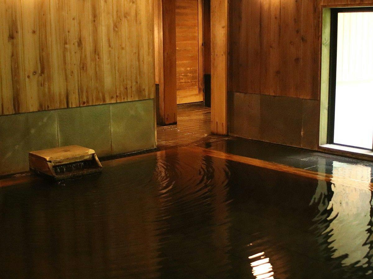 Hidden Hot Spring Kuzu Onsen Onjuku Kajika