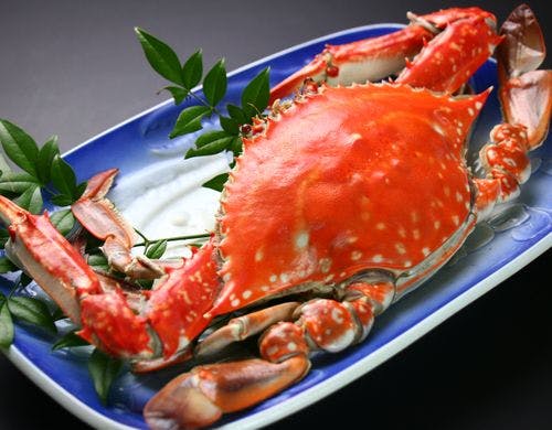 茹で渡り蟹。甲ら家自慢の一品