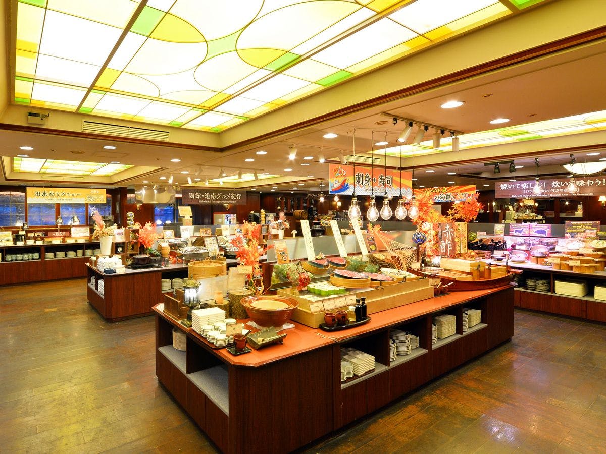 【ห้องอาหารบุฟเฟ่ต์มื้อเย็น】