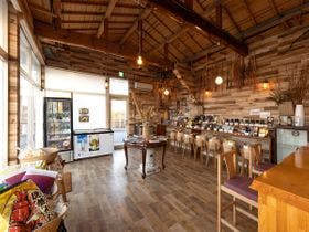 ＡＬＬ　ＳＥＡＳＯＮ　ＲＥＳＯＲＴ　Ｎｏ．３　木の温もり
