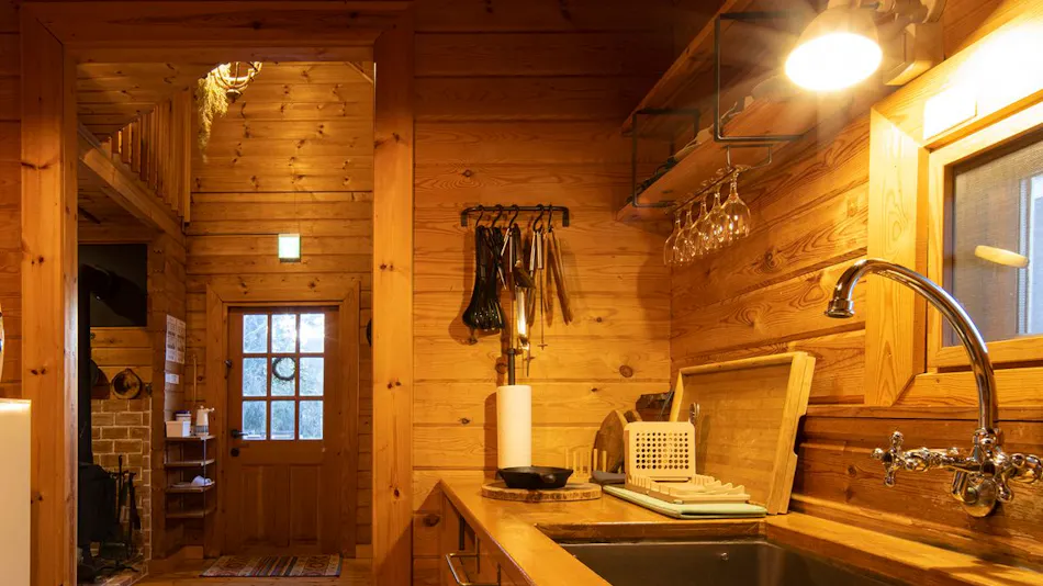 ALL SEASON RESORT NO.3 Warmth of Wood