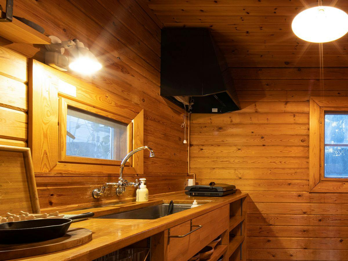 ALL SEASON RESORT NO.3 Warmth of Wood