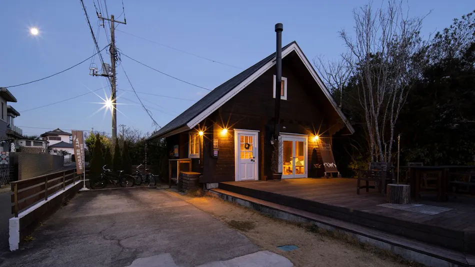 ALL SEASON RESORT NO.3 Warmth of Wood