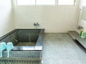 直島町ふるさと海の家つつじ荘