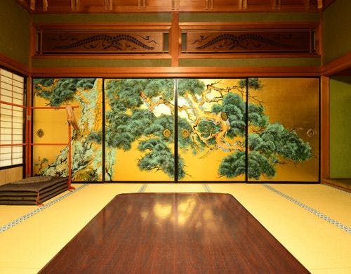 金張り襖絵の和室12.5畳一例