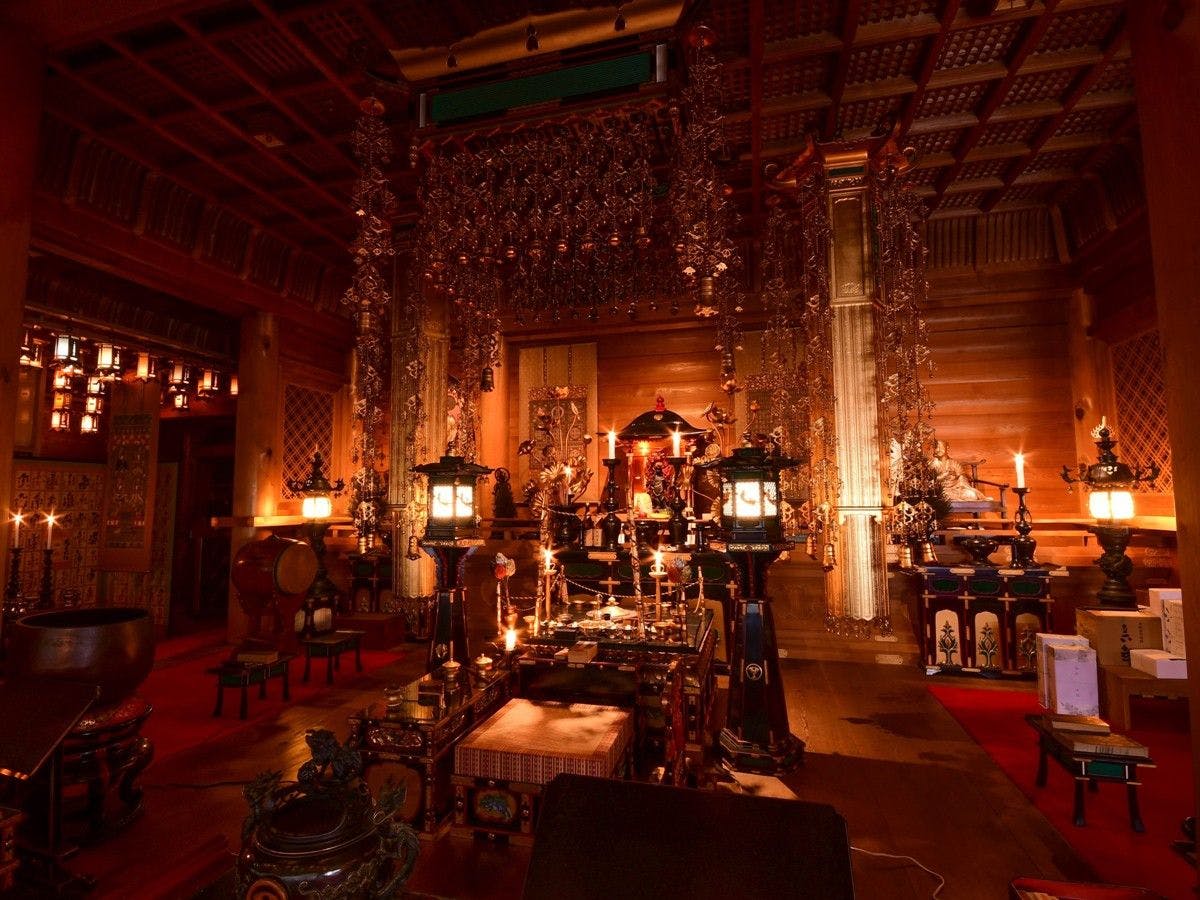 ตัวอย่างของหอหลัก