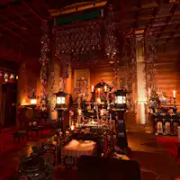 ตัวอย่างของหอหลัก