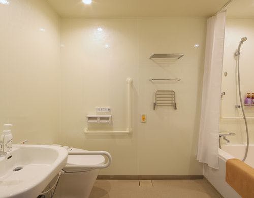 ユニバーサルタイプのバスルーム